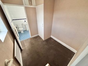 Bedroom- click for photo gallery